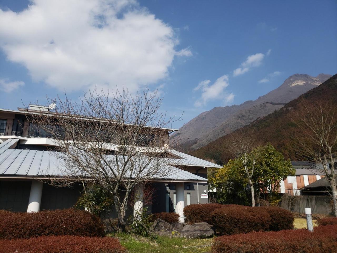 Yufuin Kinrinko Hotel Экстерьер фото
