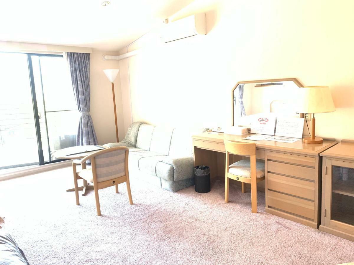Yufuin Kinrinko Hotel Экстерьер фото